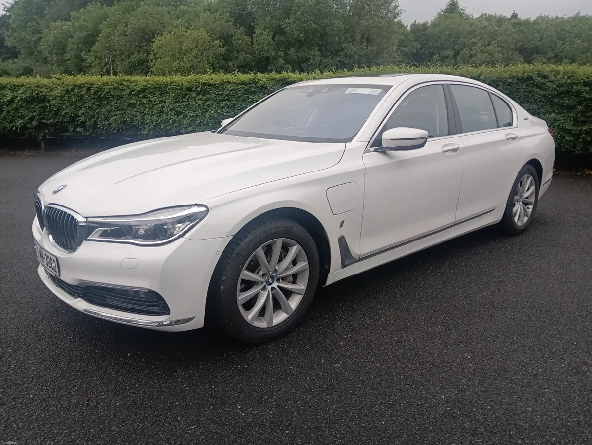 💥2017 BMW 740E iPERFORMANCE 2.0 AUTO LOW KMS💥 - Image 1