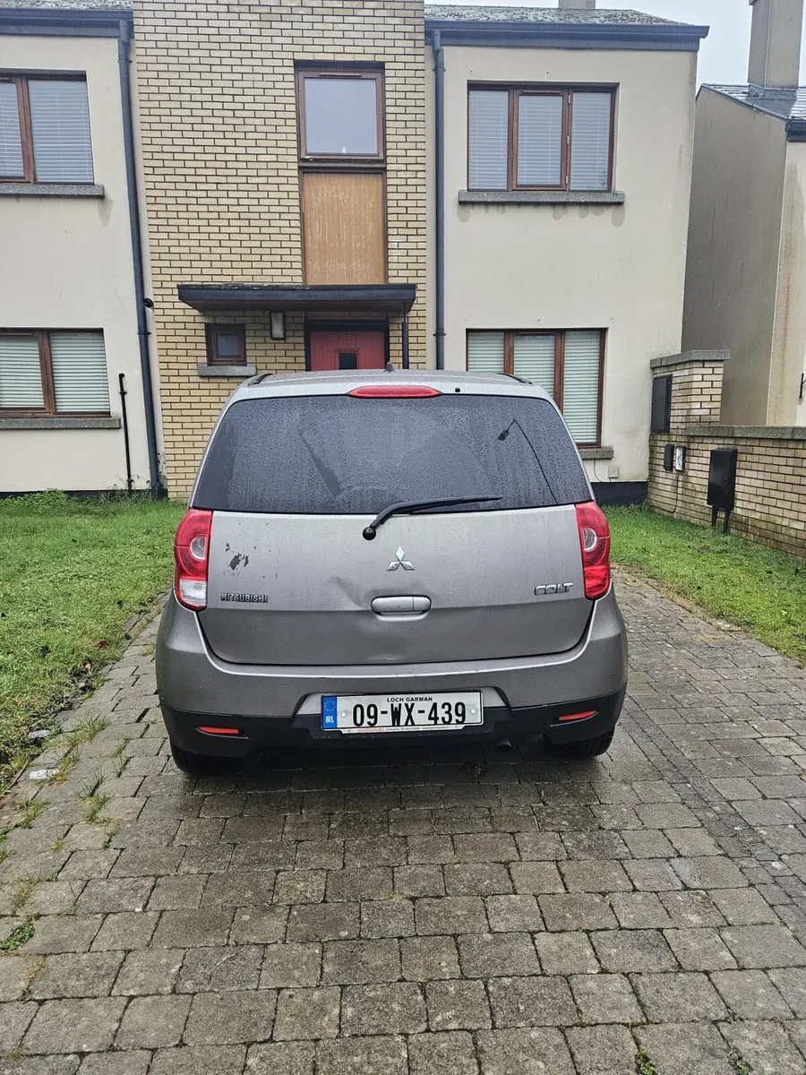 mitsubishi colt - Image 4