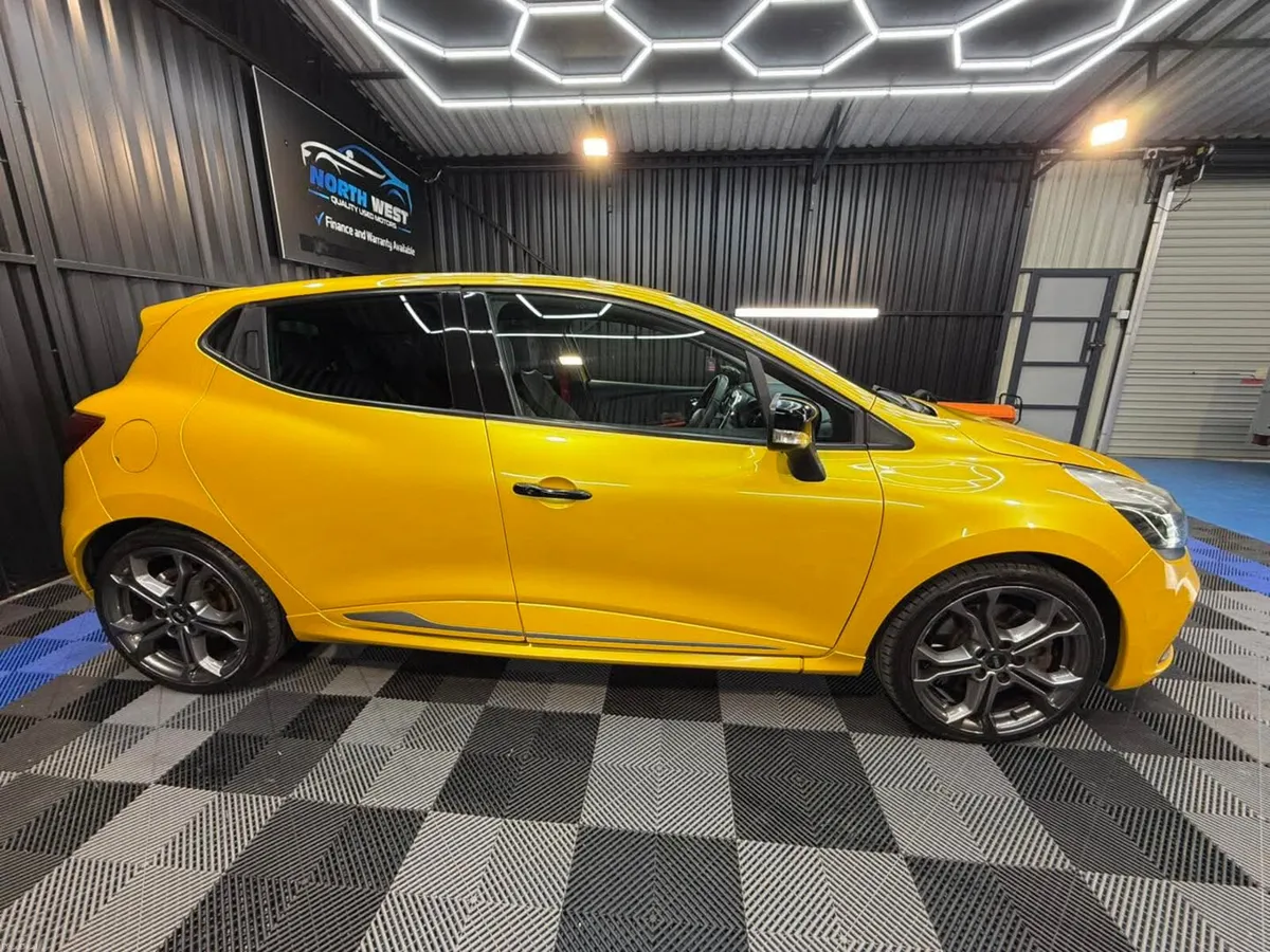 Renault Clio 2014 Renault sport 1.6 Lux 200 Turbo - Image 3
