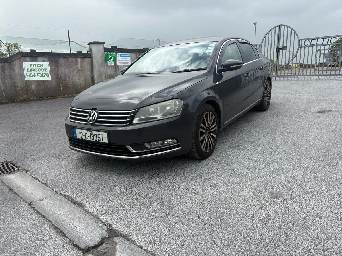 2012 Volkswagen Passat highline - Image 3