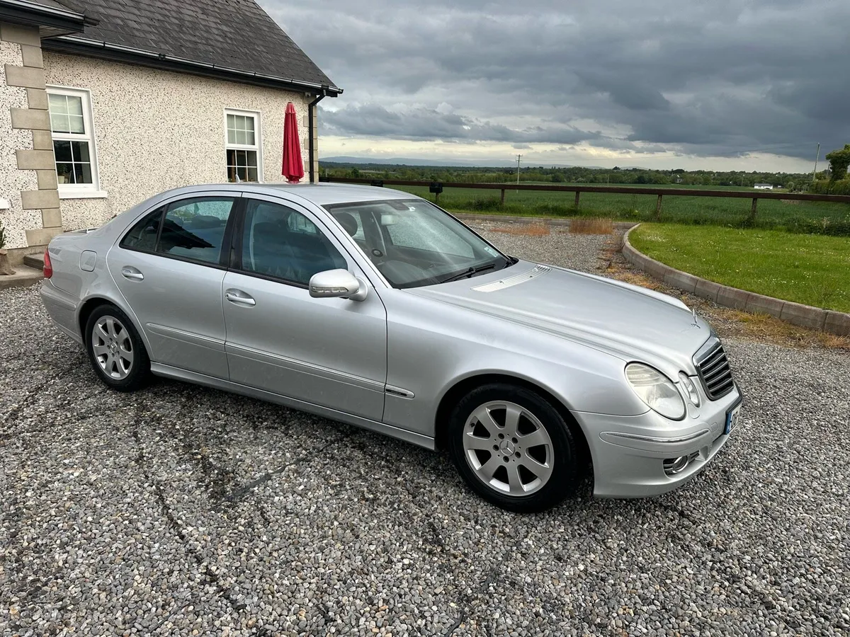 Car - Image 3