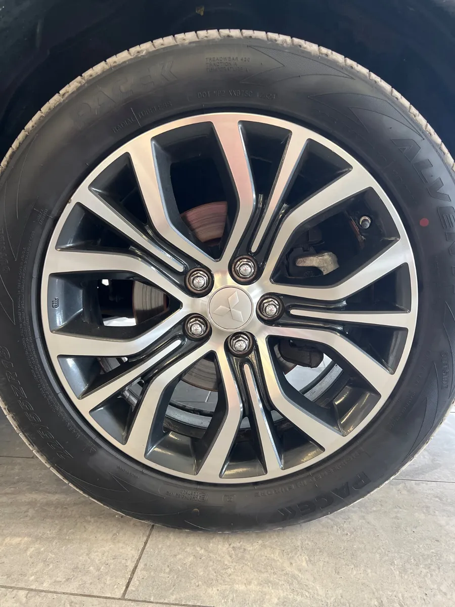Mitsubishi Outlander 2018 - Image 5