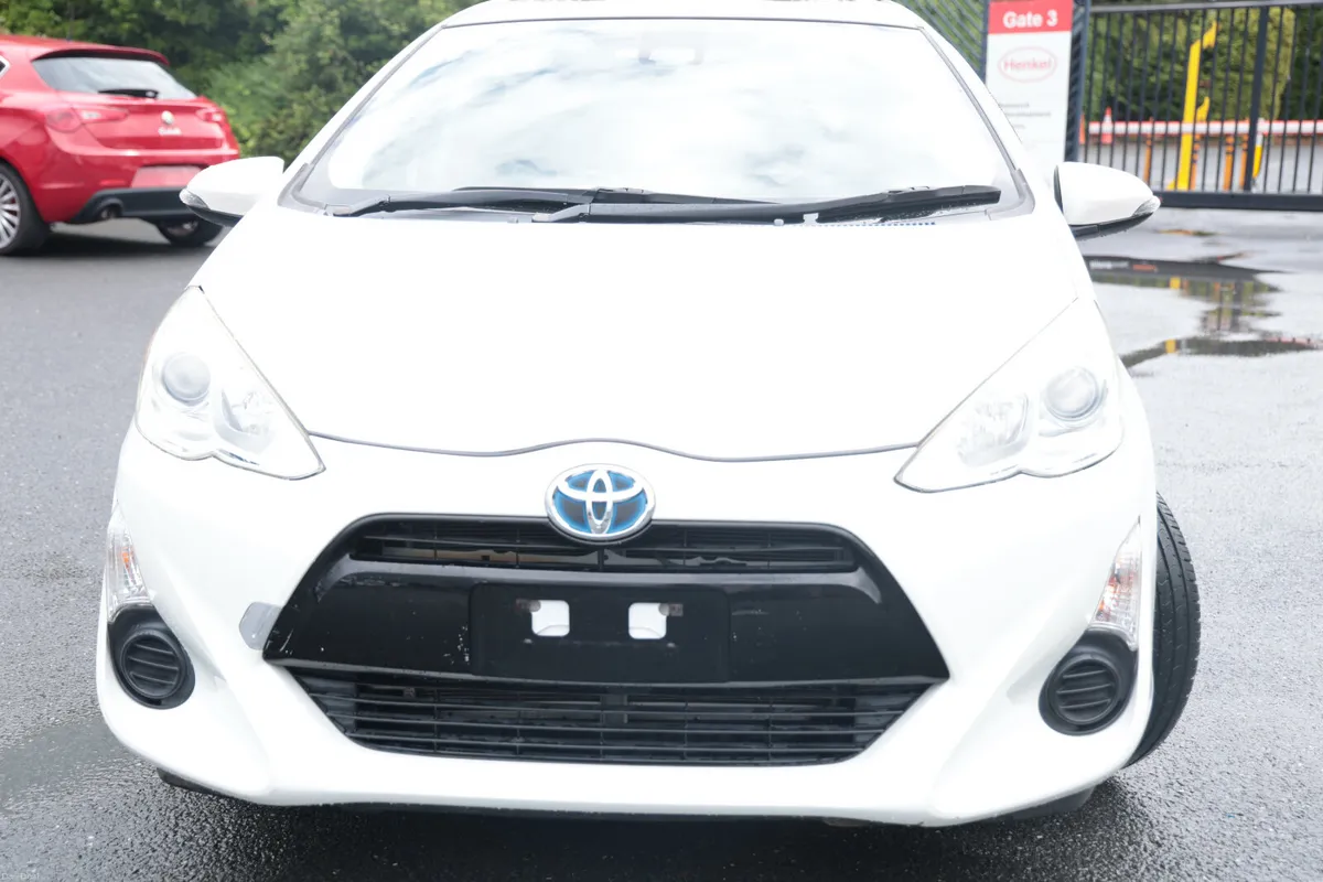 Toyota aqua White (URBAN) - Image 2