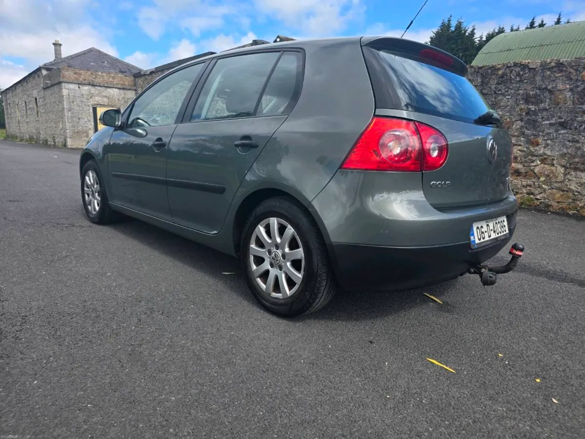 Volkswagen Golf 1.6 Petrol - Image 4