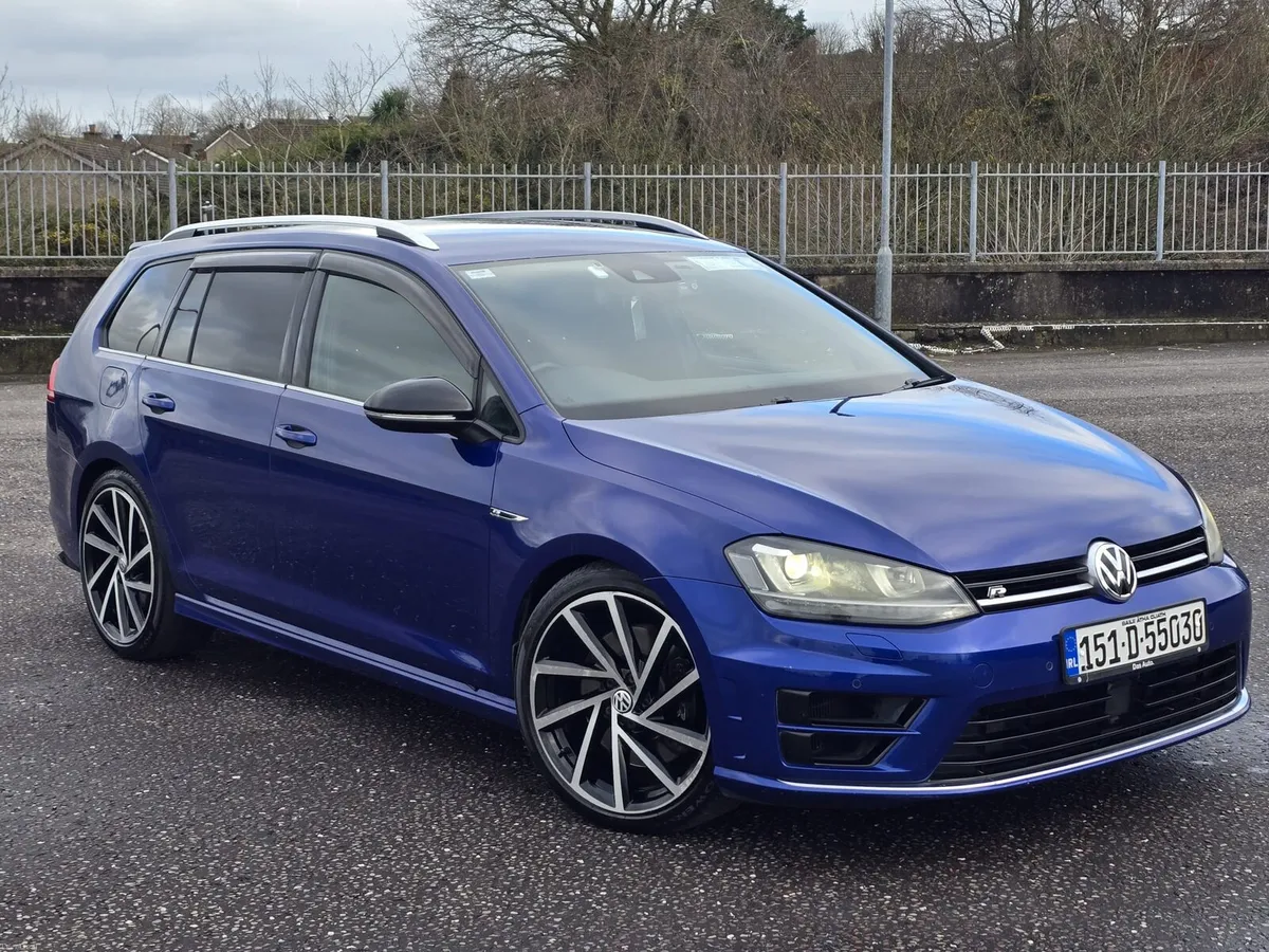 Volkswagen Golf R Estate 300bhp TSI 4MOTION - Image 1