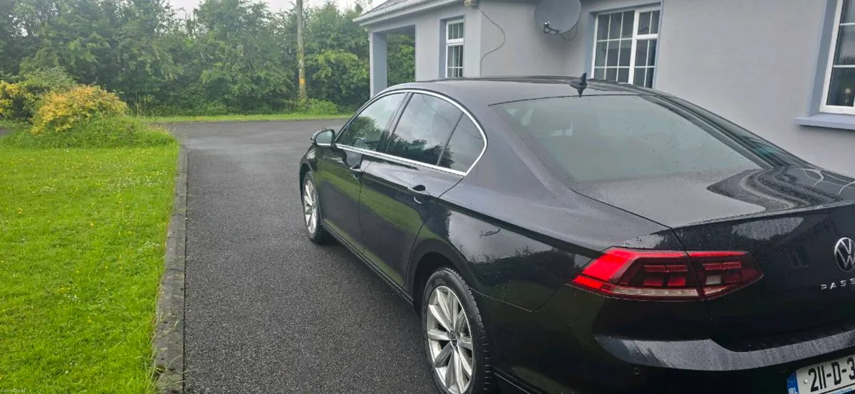 Car - Image 5