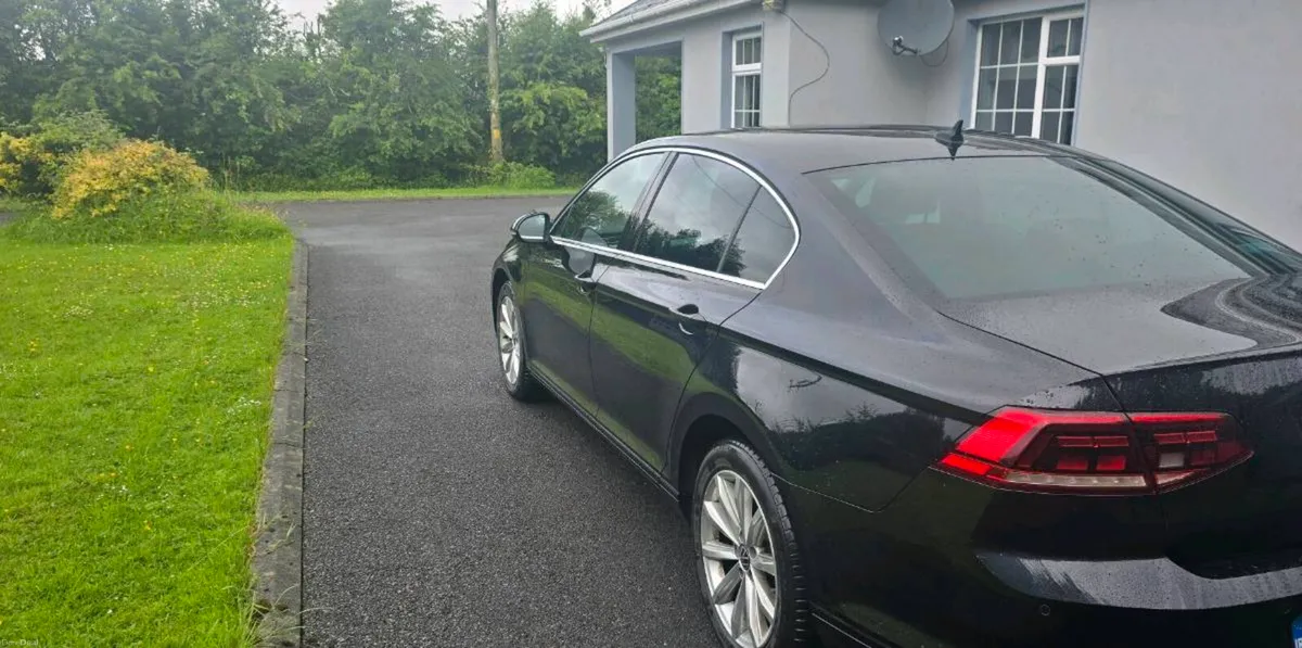 Car - Image 6