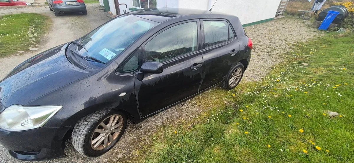 Toyota Auris 2009 - Image 3