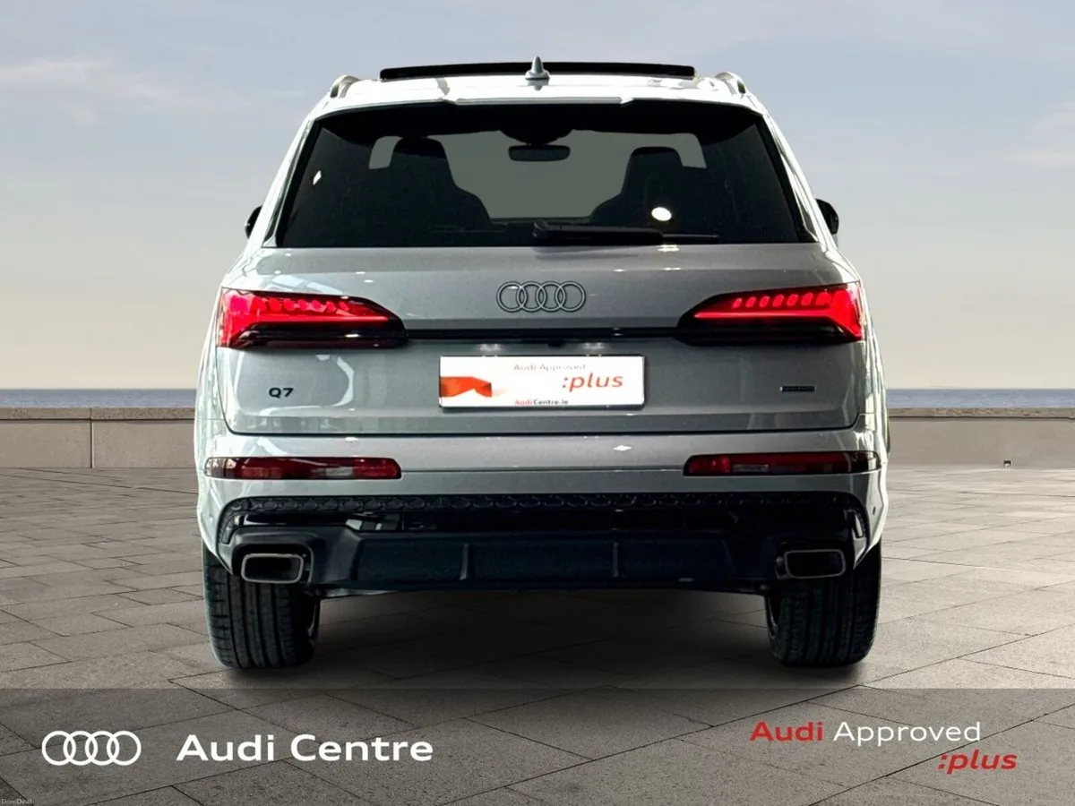 Audi Q7 SUV S line TFSI e quattro 290 kW tiptronic - Image 4