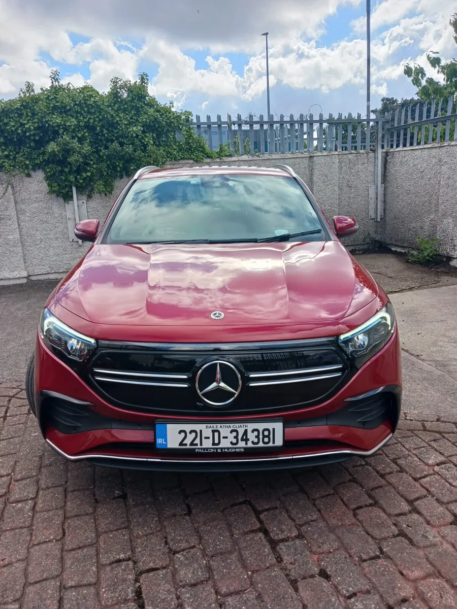 Mercedes Benz Red,EQA 300 - Image 4