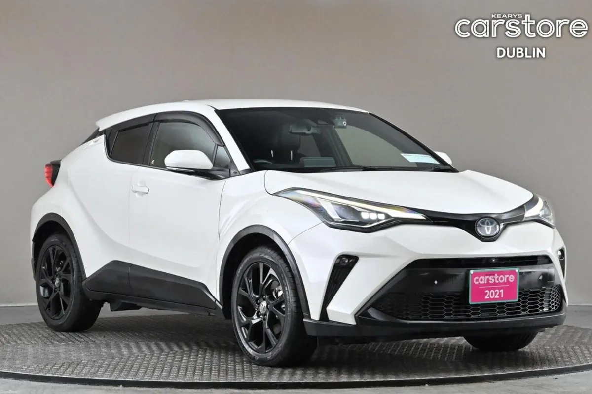 Toyota C-HR 1.8 HYBRID **HALF LEATHER**360 PAN CAM - Image 1