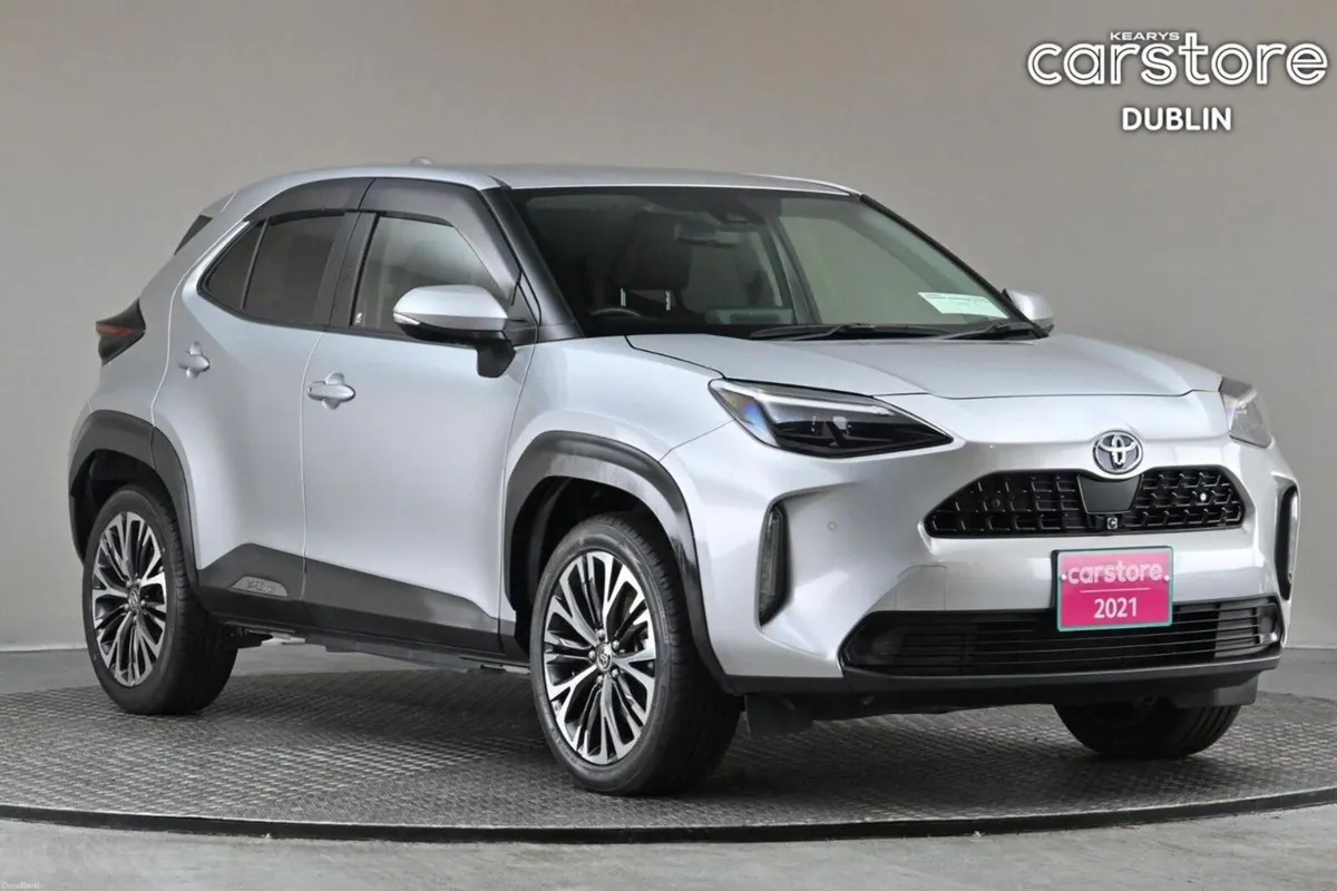 Toyota Yaris Cross 1.5 HYBRID **HALF LEATHER**360 - Image 1