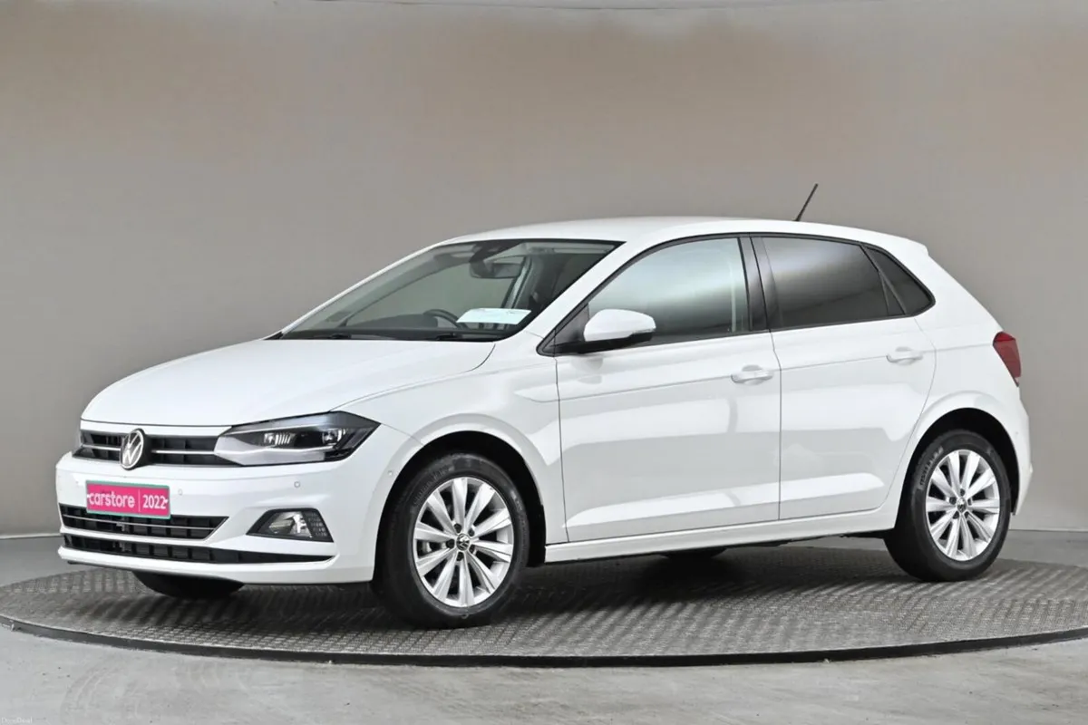 Volkswagen Polo 1.0 TSI DSG LIFE **VERY LOW KMS**D - Image 4