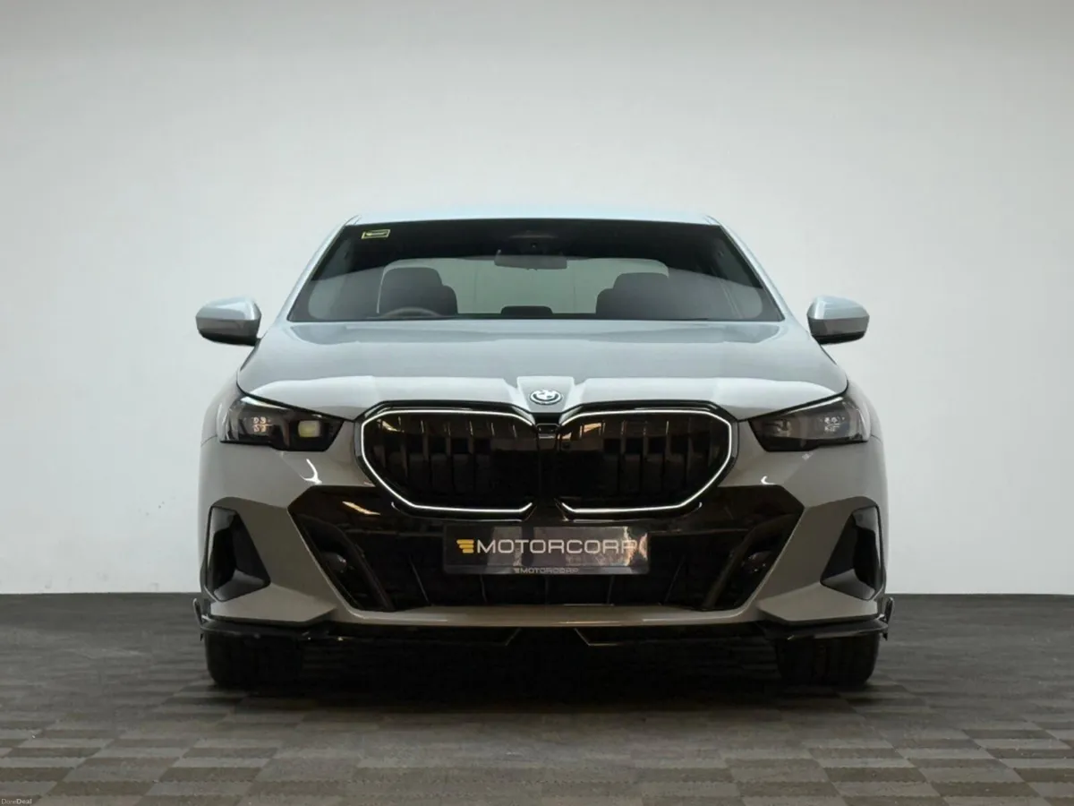 BMW 5-Series 530E M SPORT PRO - Image 2