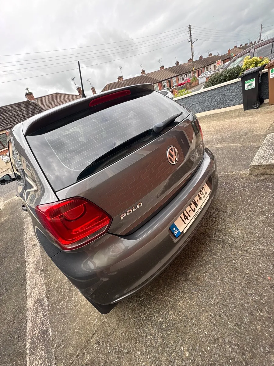 Volkswagen Polo 2014 - Image 2