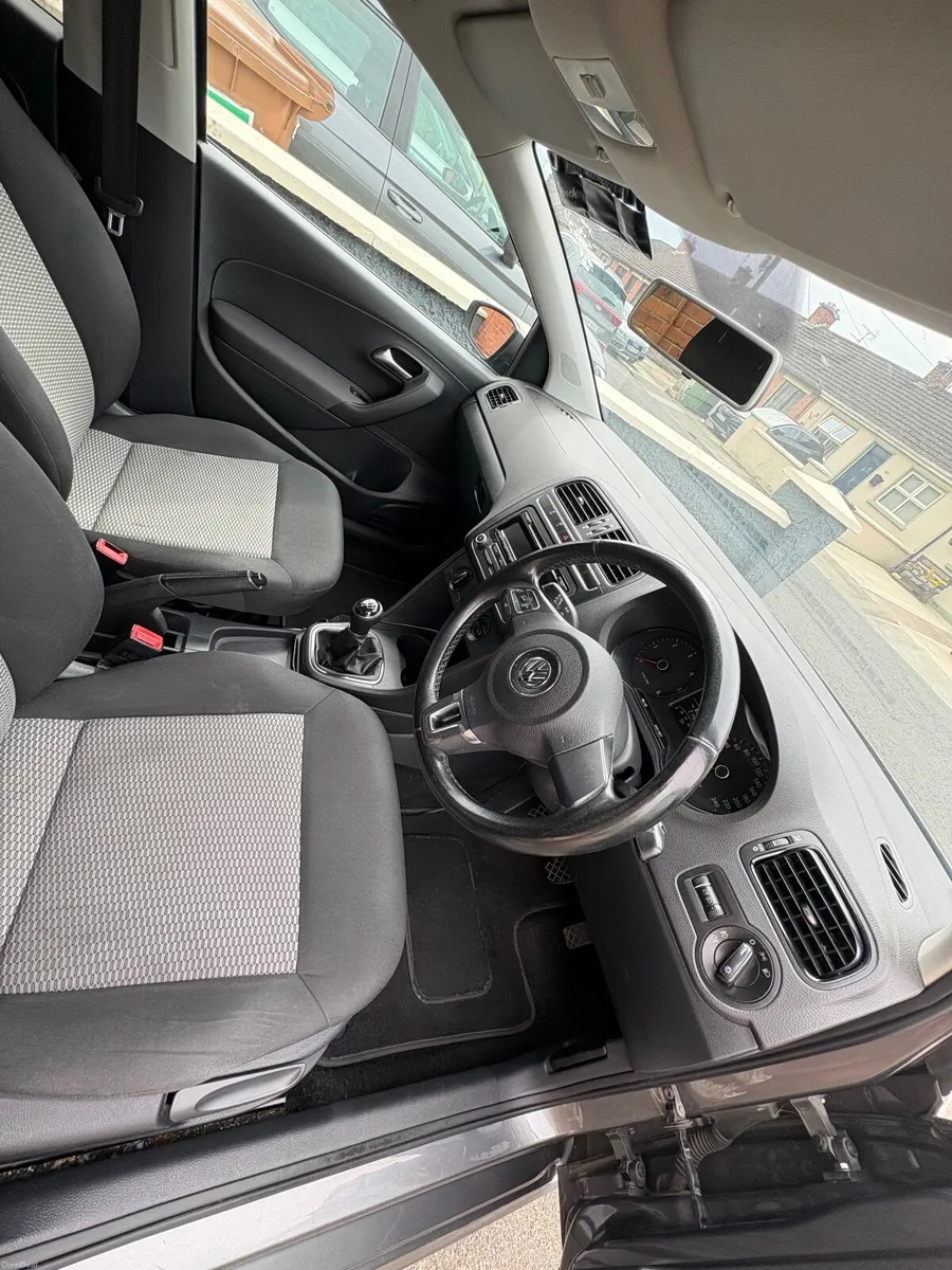 Volkswagen Polo 2014 - Image 5