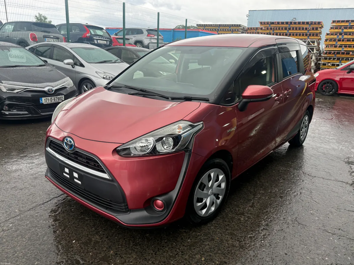 2017 Toyota Sienta Automatic Hybrid 7 Seater - Image 1