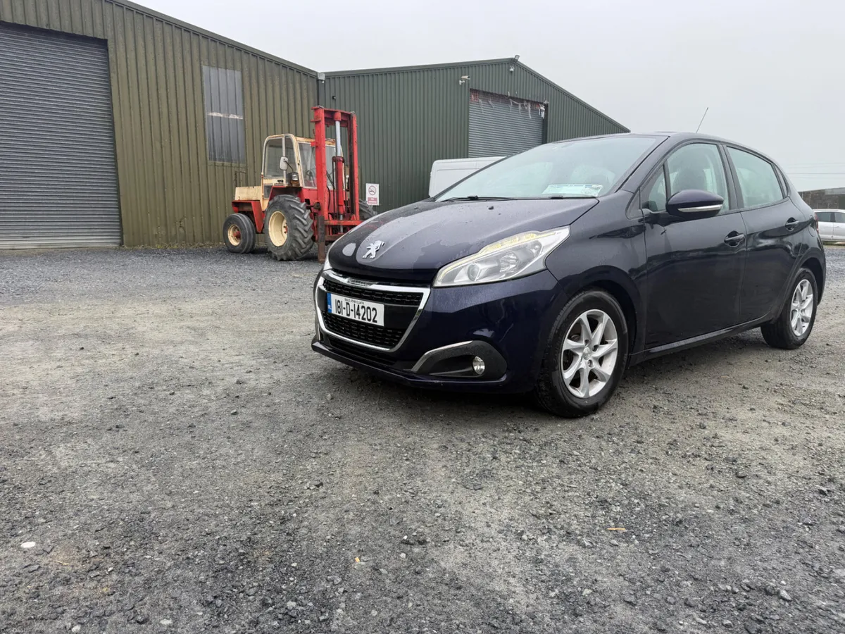Peugeot 208 2018 - Image 2