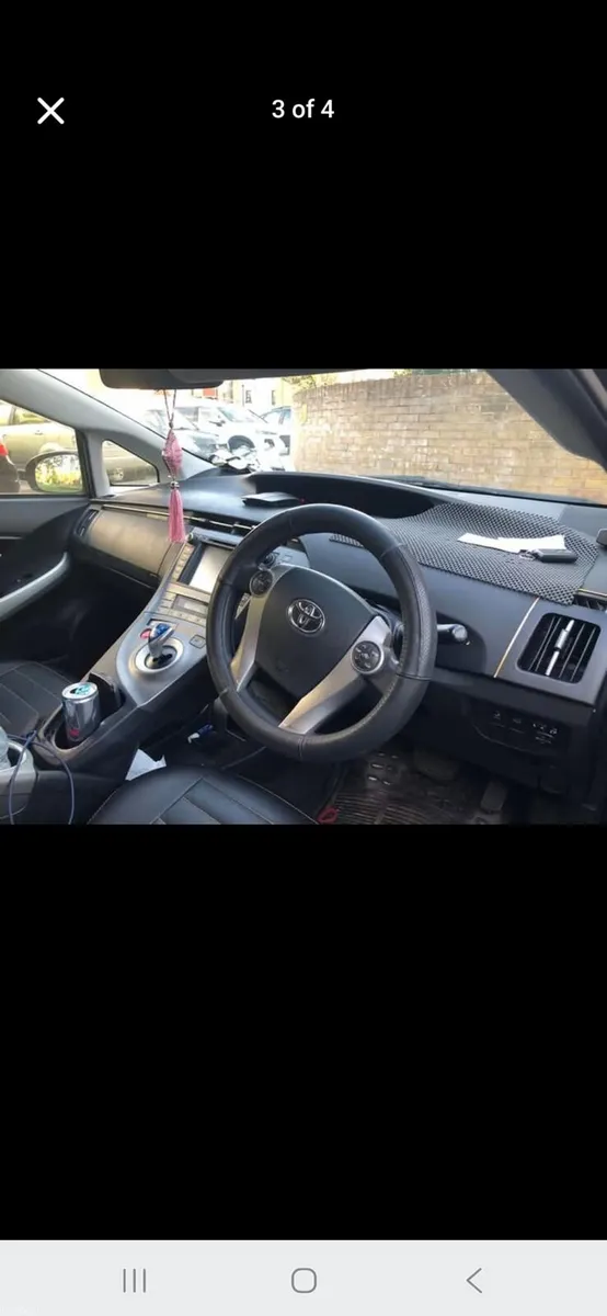 Toyota Prius 2014 - Image 2