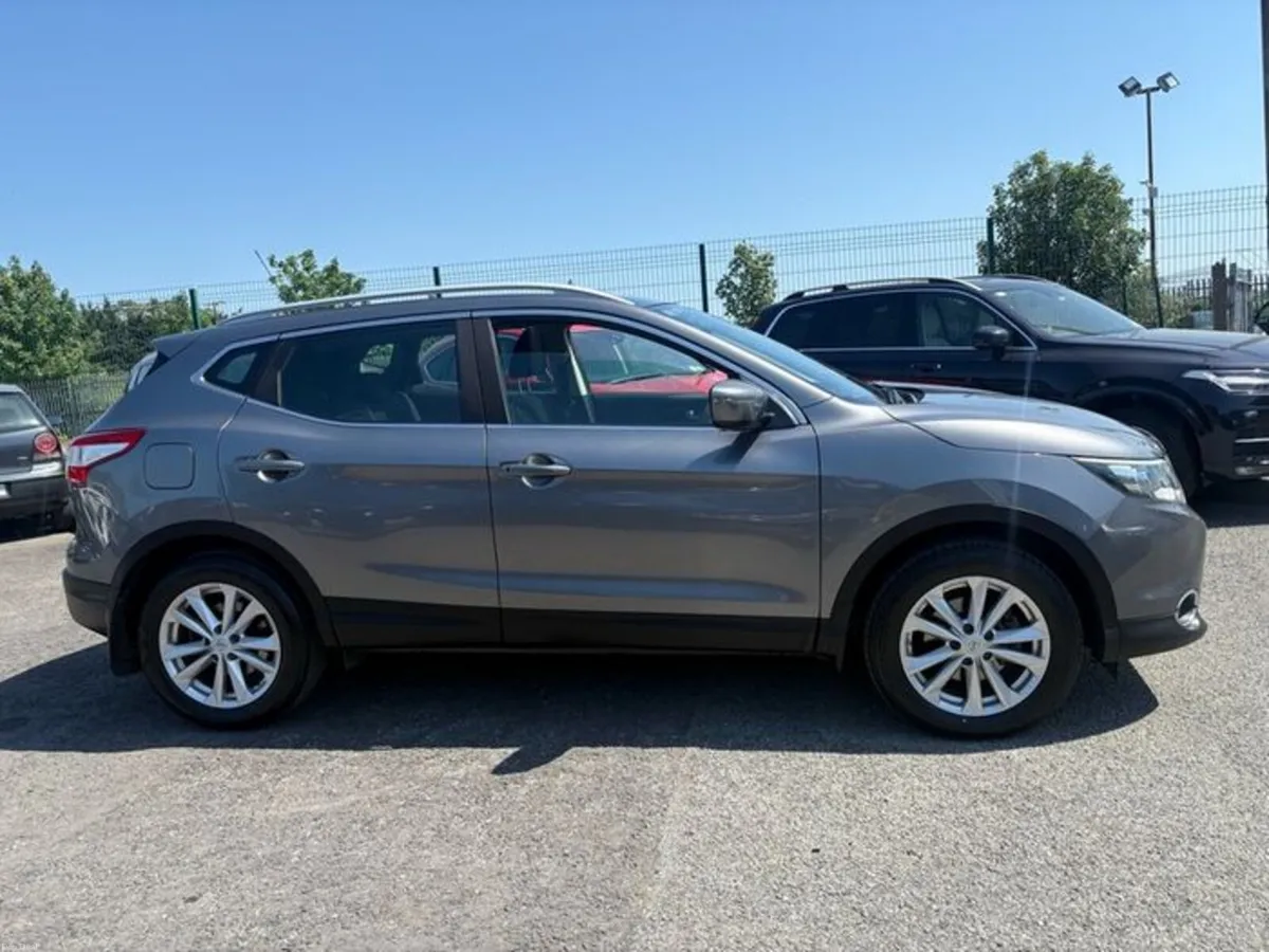2016 Nissan Qashqai SV 1.5L Diesel High Spec - Image 2