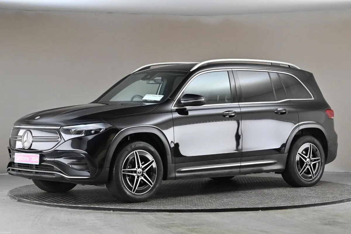 Mercedes-Benz EQB 350 AMG LINE 4MATIC 7SEATS - Image 4