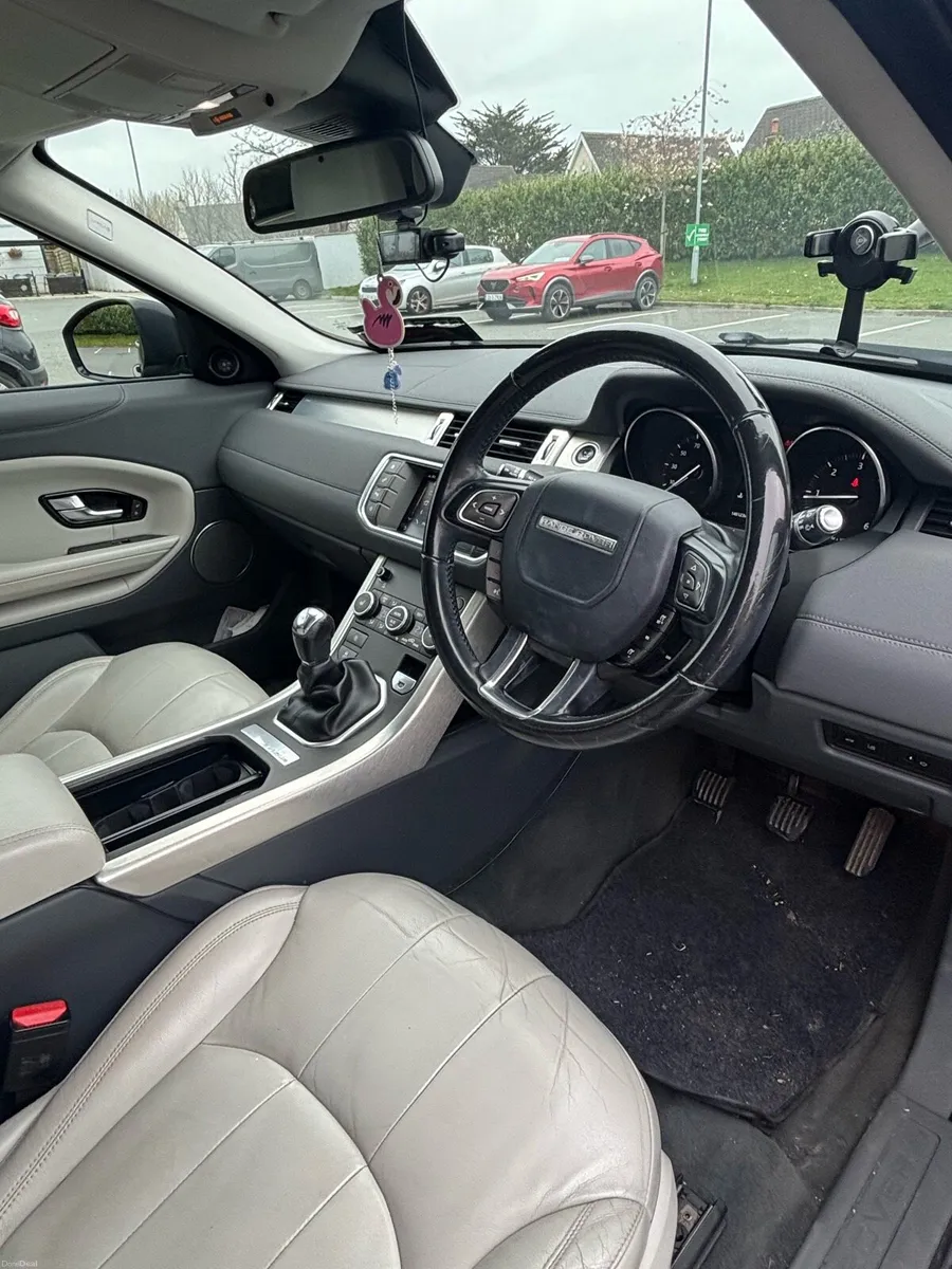 2018 Range Rover evoke - Image 4