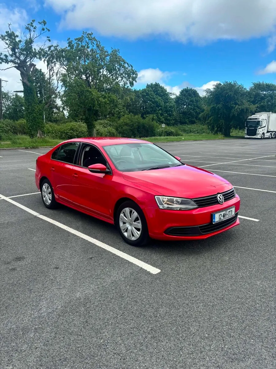 Automatic 2012 Jetta 1.6 TDI- Low Kms -NCT and TAX - Image 1