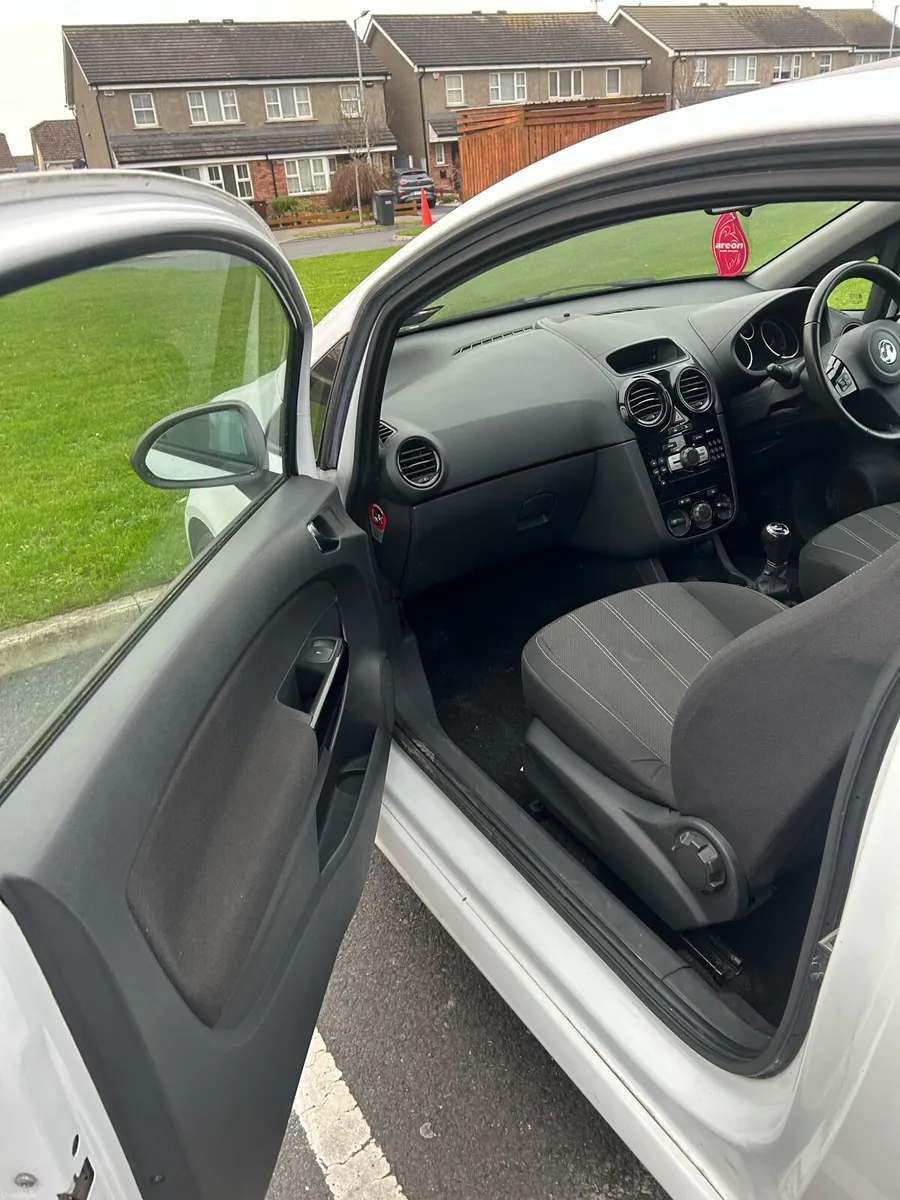 2014 Vauxhall corsa - Image 4