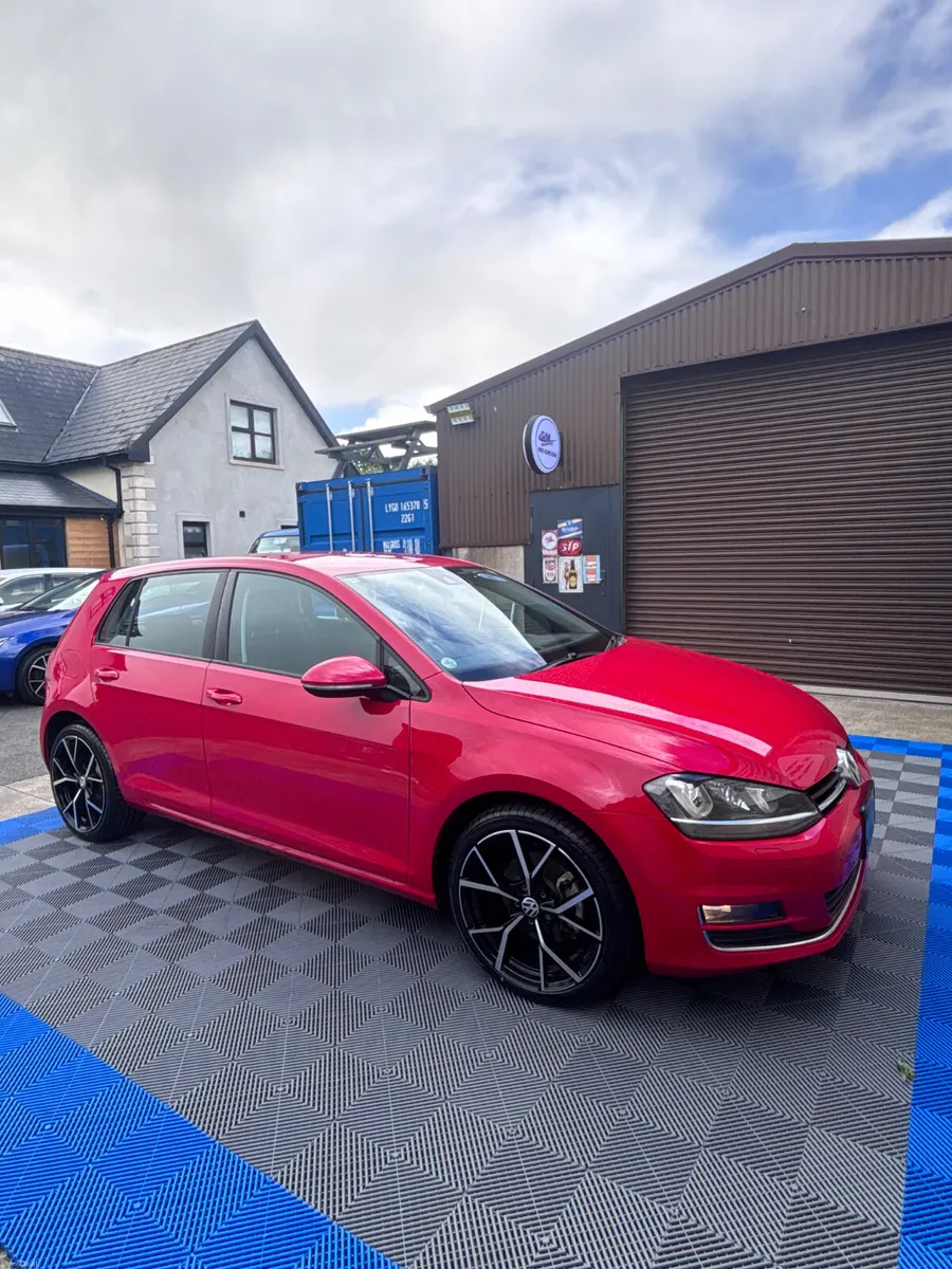 Volkswagen Golf - Image 2