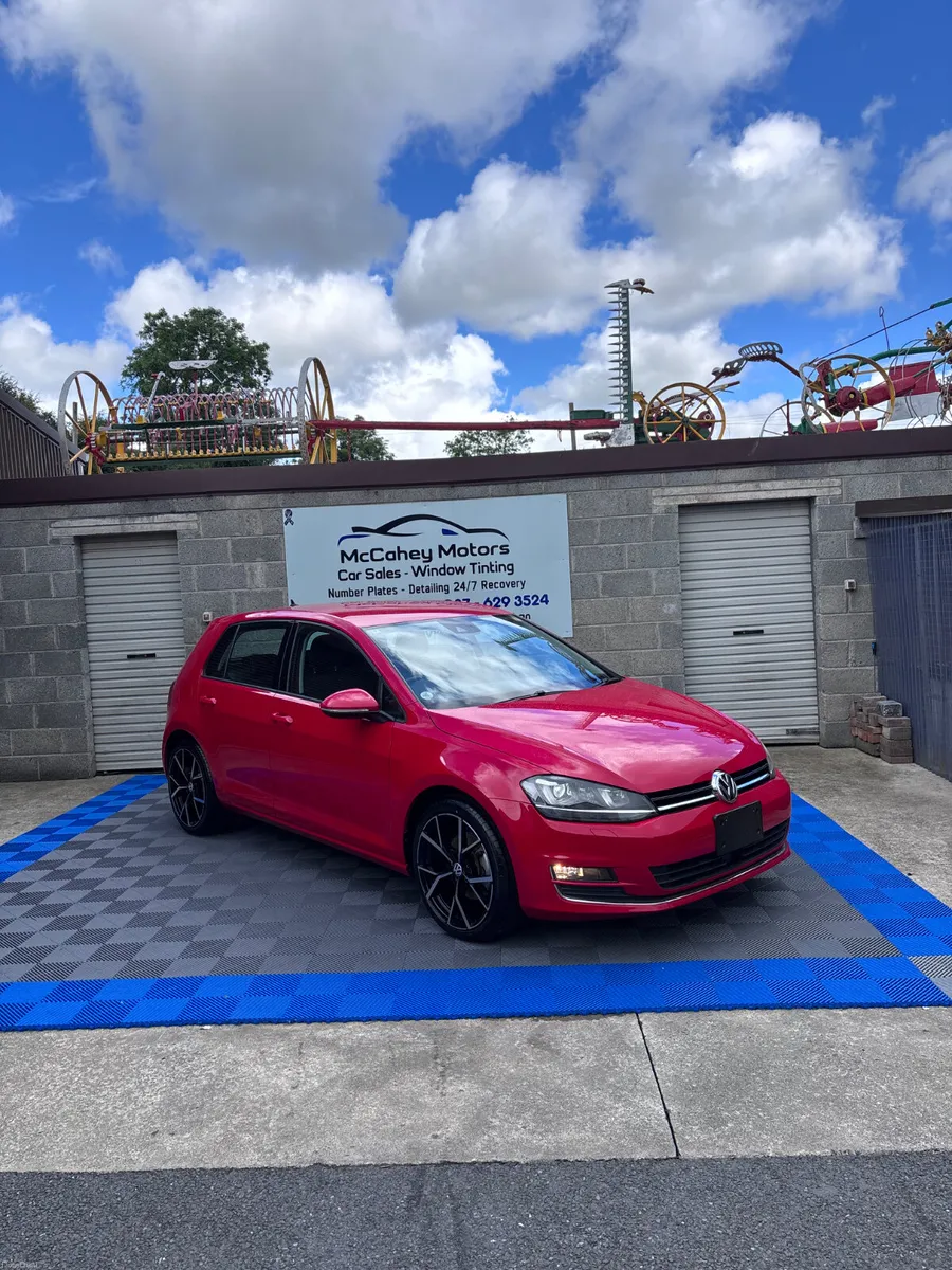 Volkswagen Golf - Image 1