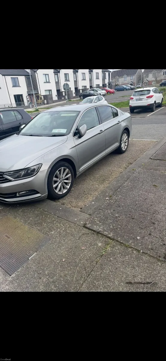 Volkswagen Passat 2015 - Image 4