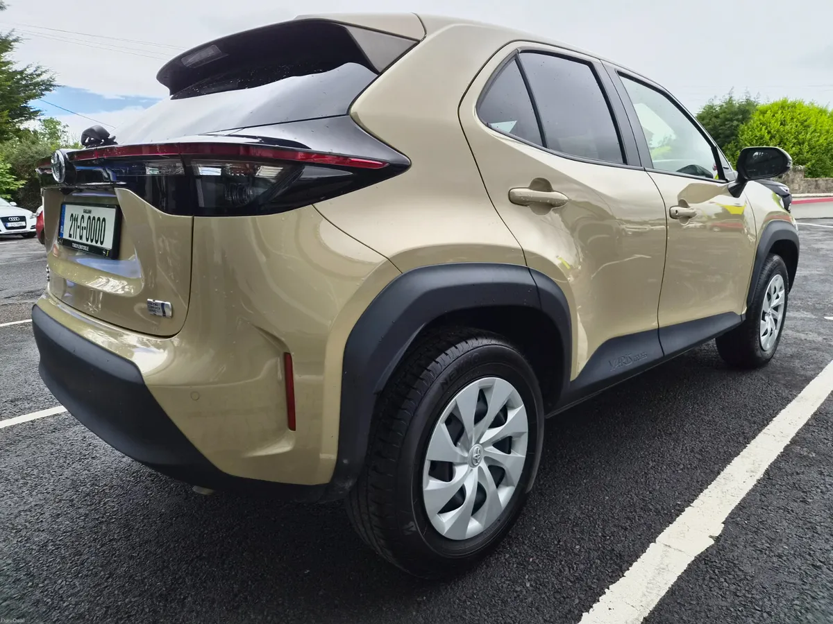 Toyota Yaris Cross 2021 1.5L Petrol Hybrid Auto - Image 3