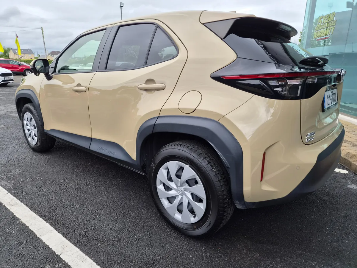 Toyota Yaris Cross 2021 1.5L Petrol Hybrid Auto - Image 6
