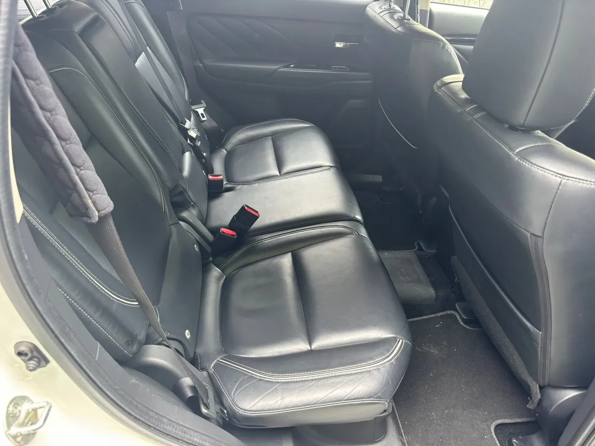 Mitsubishi outlander - Image 4