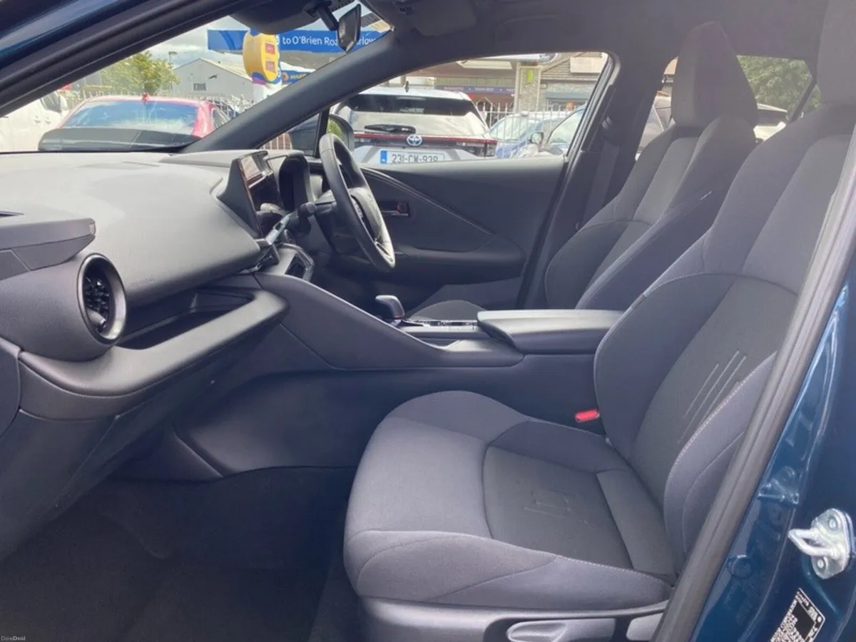 Toyota C-HR HYBRID SPORT+ PANORAMIC ROOF - Image 6