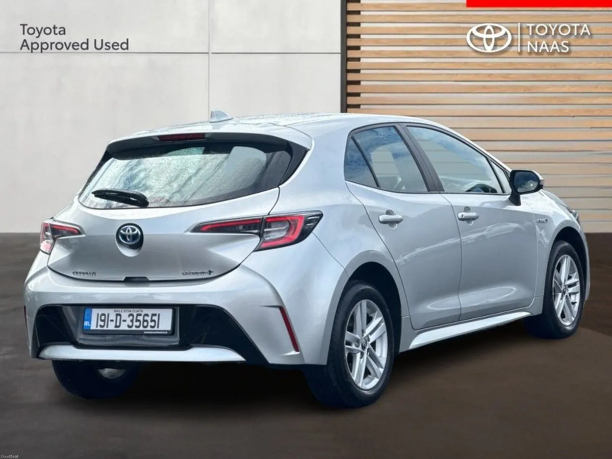 Toyota Corolla COROLLA HYBRID LUNA H/B - Image 2