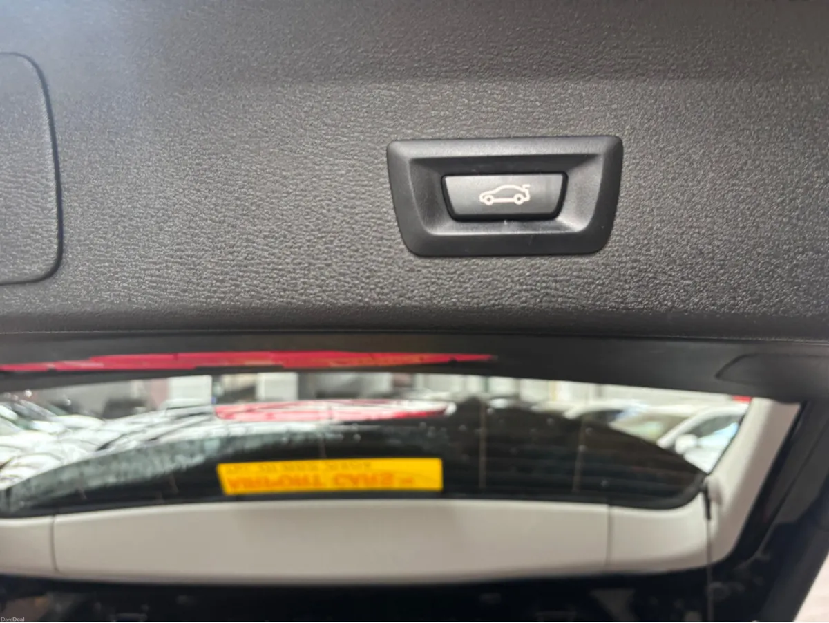 BMW X1 SDRIVE18D SPORT 5DR - Image 2