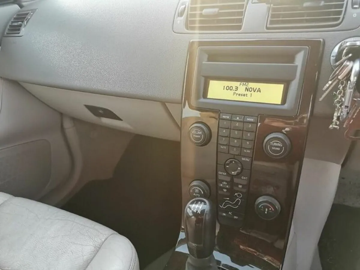 Volvo S40 2007 - Image 2