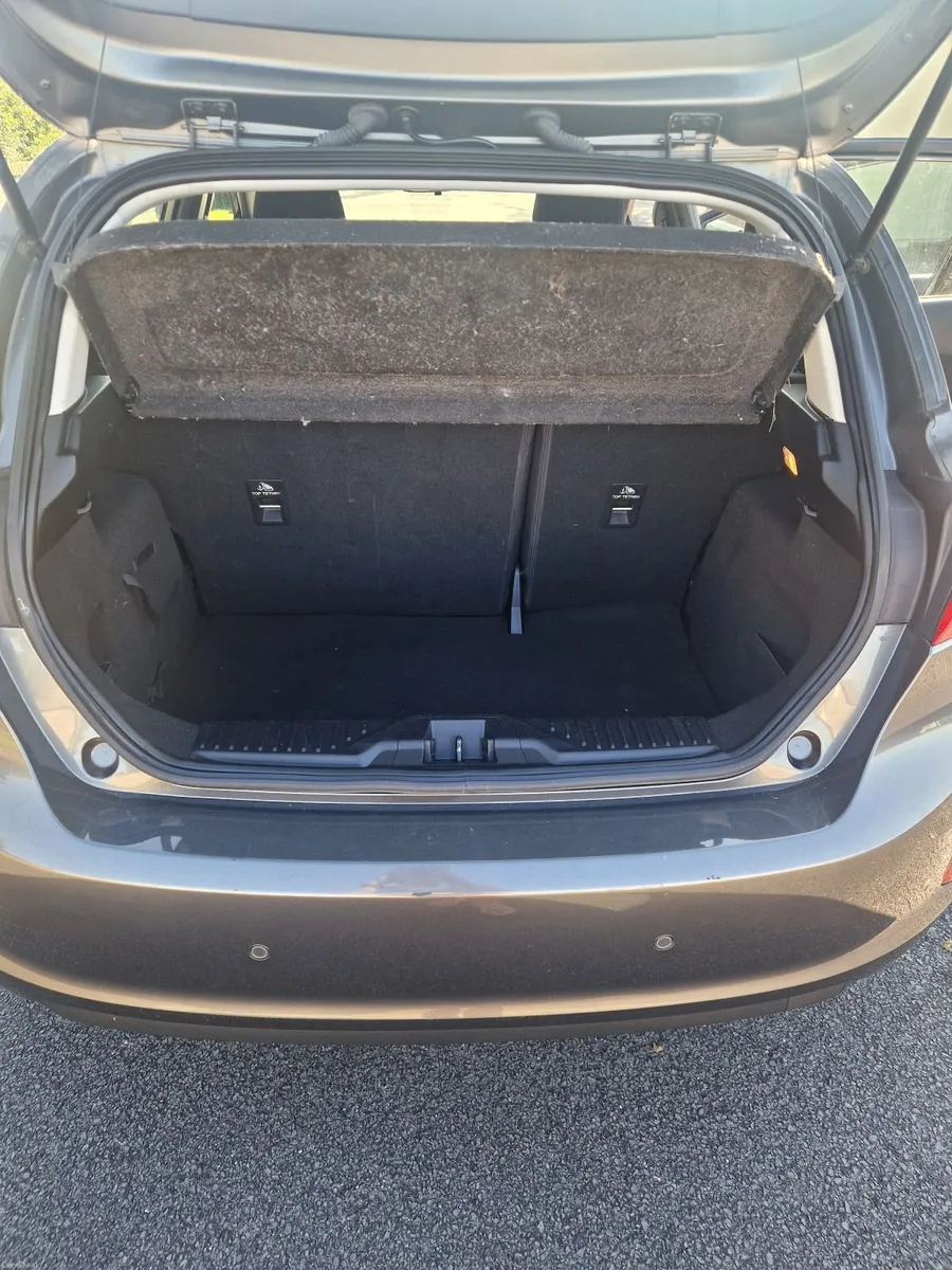Ford Fiesta 2018 - Image 3