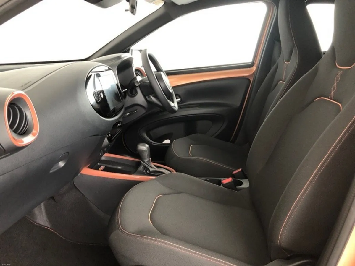 Toyota Aygo X 1.5 - Image 6