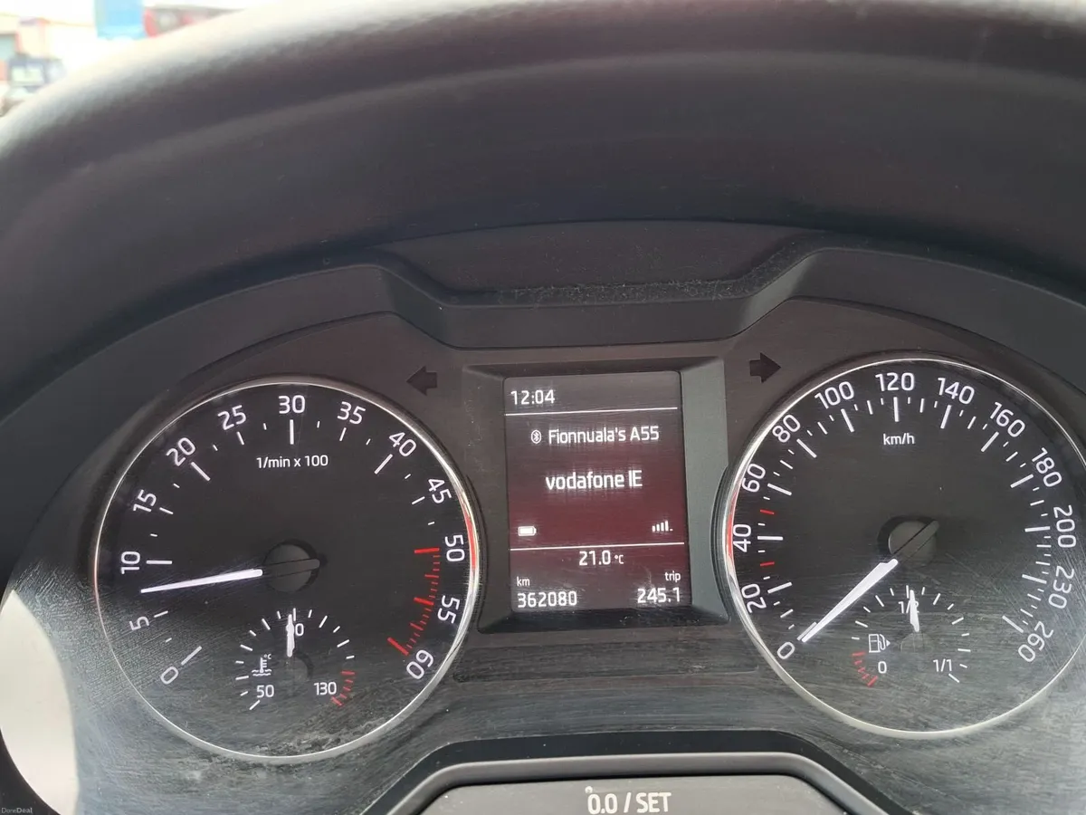 Skoda Octavia 2017 - Image 2