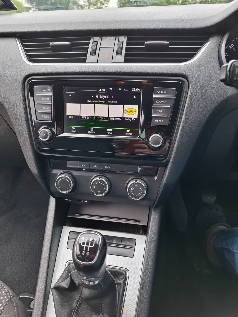 Skoda Octavia 2017 - Image 4