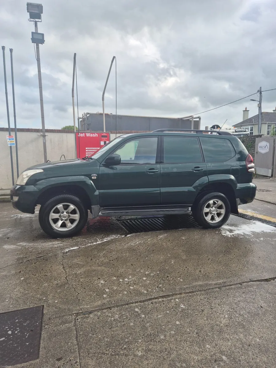 Toyota Land Cruiser 2006 - Image 2