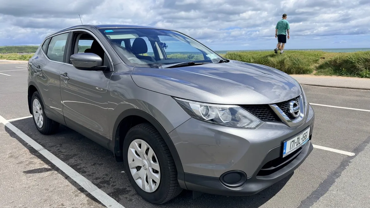 Car - Image 2