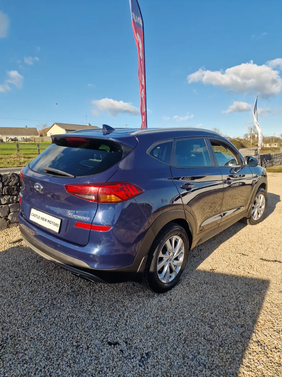 19 Hyundai Tucson Exective Mint - Image 4