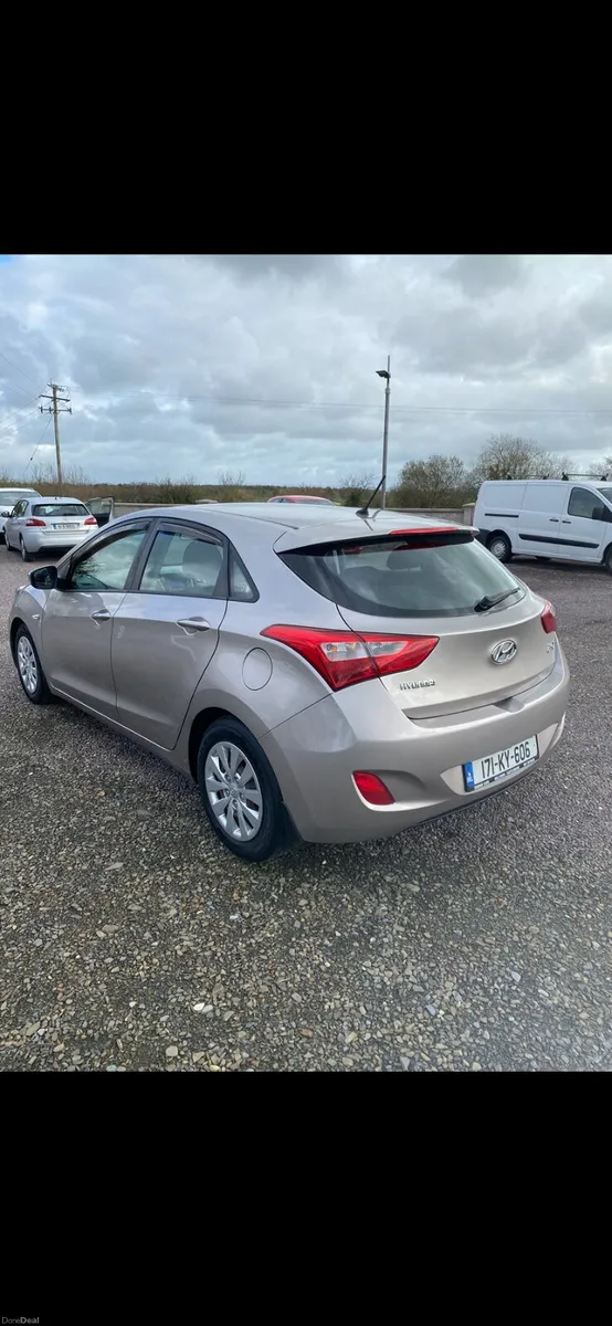 Hyundai i30 2017 - Image 3