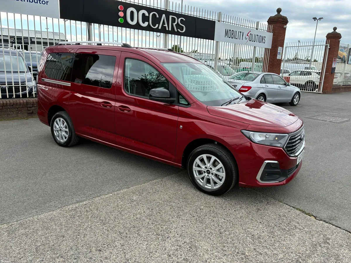 Wheelchair Accessible Ford Connect Freedom RE 4+WC - Image 4