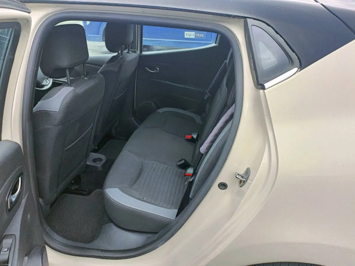 Renault Clio - Image 3