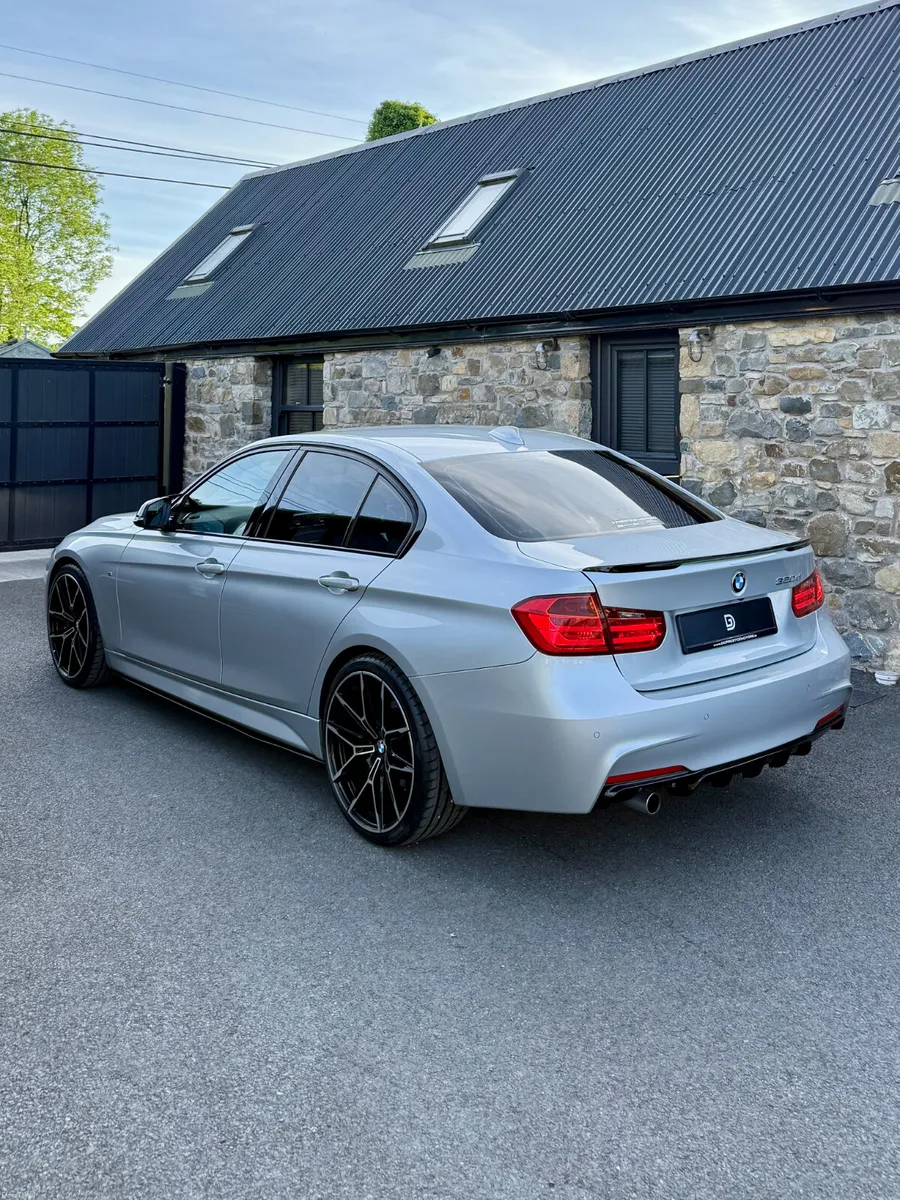 2014 BMW 3 SERIES 320D AUTO M SPORT M PERFORMANCE - Image 4