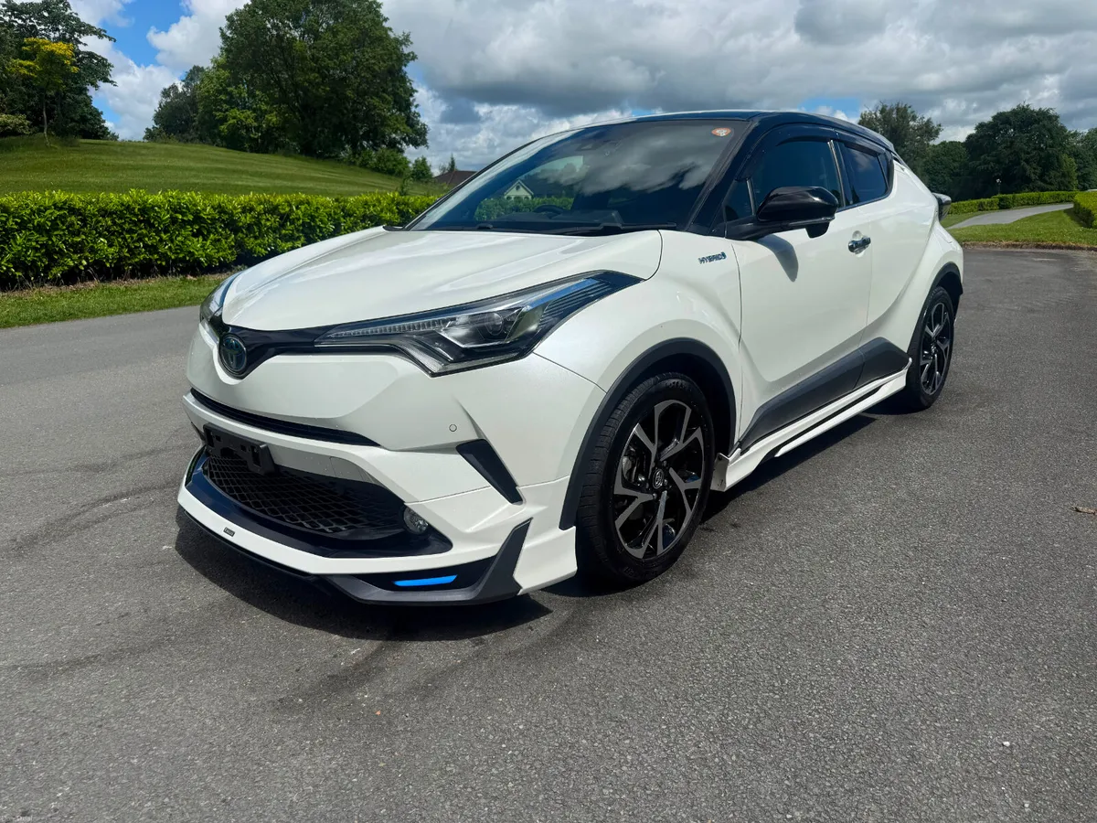 TOYOTA CHR G-LED EDITION AUTO 2018 - Image 1